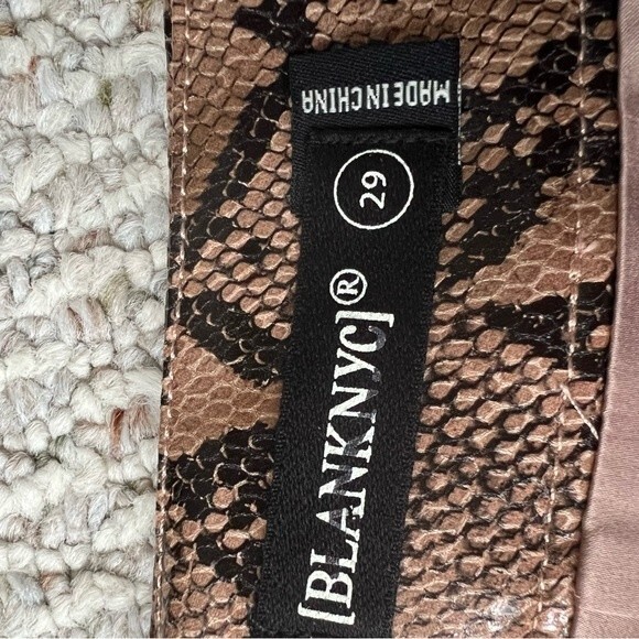 Blank NYC Snake print Mini Skirt - Picture 11 of 11